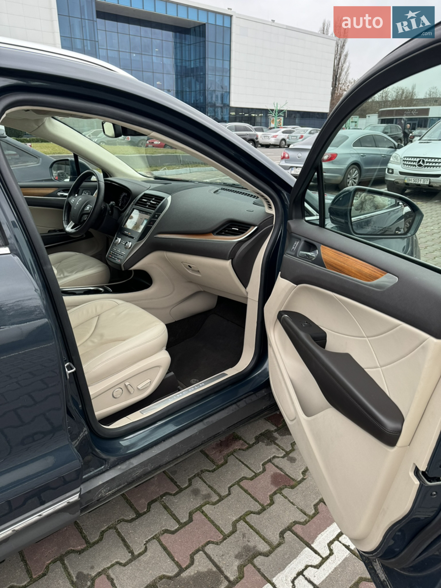 2019 Lincoln MKC - мініатюра 4