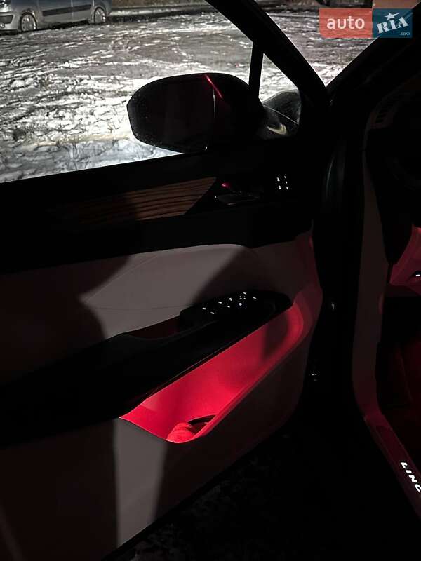 Внедорожник / Кроссовер Lincoln MKC 2014 в Владимире