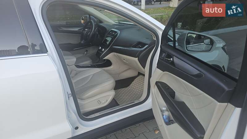 Внедорожник / Кроссовер Lincoln MKC 2017 в Одессе фото 14 Внедорожник / Кроссовер Lincoln MKC 2017 в Одессе