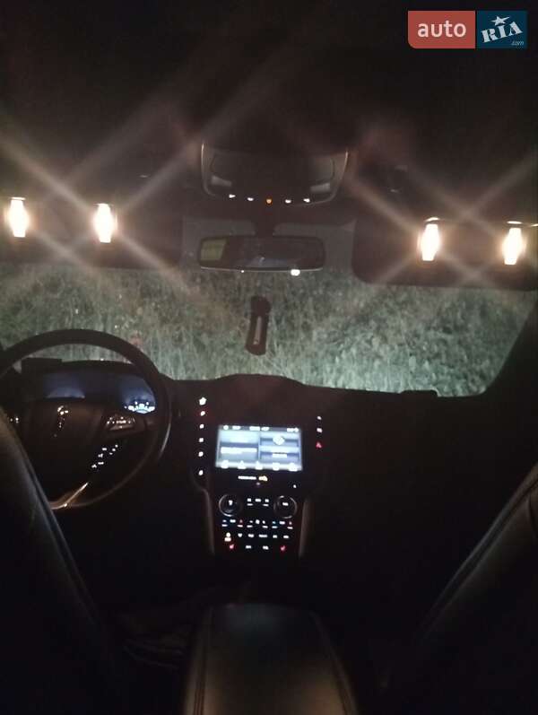 Внедорожник / Кроссовер Lincoln MKC 2018 в Киеве фото 34 Внедорожник / Кроссовер Lincoln MKC 2018 в Киеве