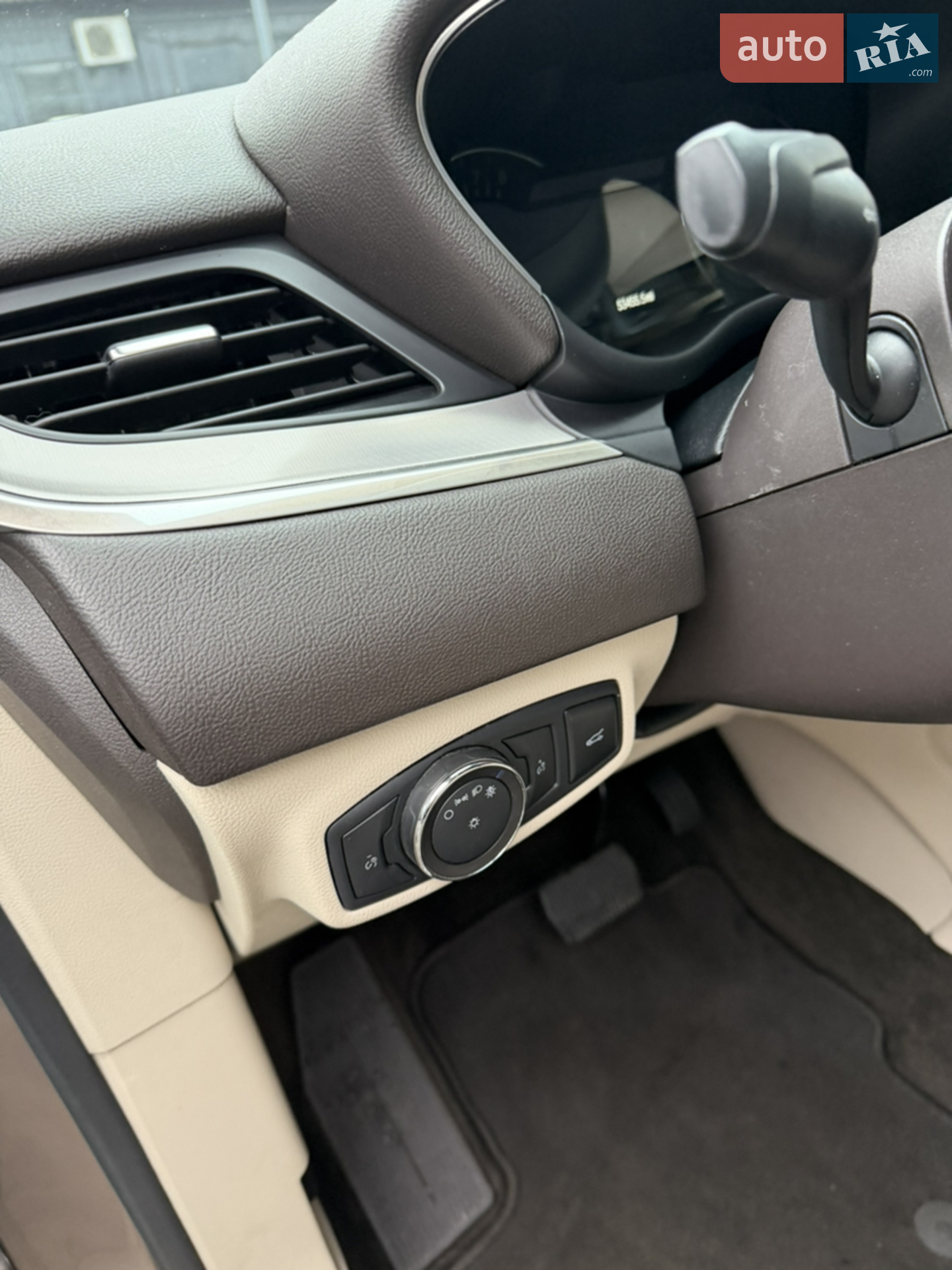 2018 Lincoln MKC - мініатюра 20