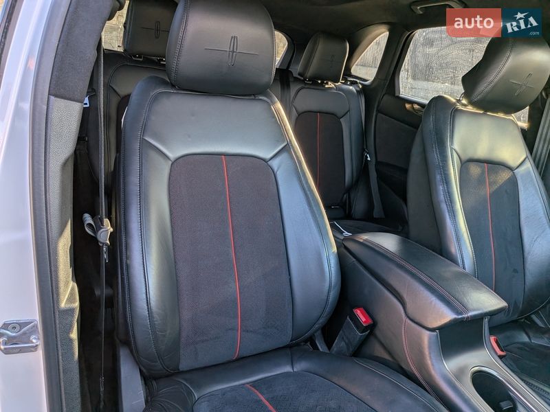 Позашляховик / Кросовер Lincoln MKC 2018 в Львові