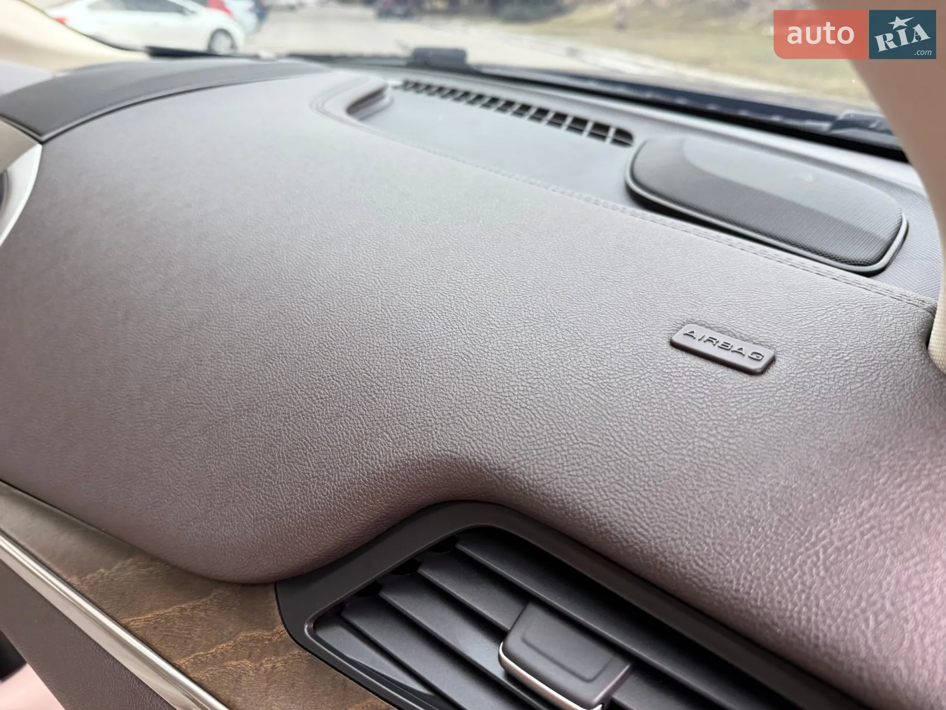 2019 Lincoln MKC - мініатюра 36