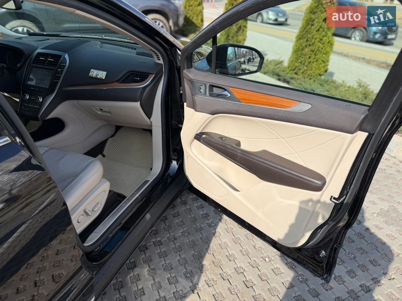 Позашляховик / Кросовер Lincoln MKC 2019 в Києві