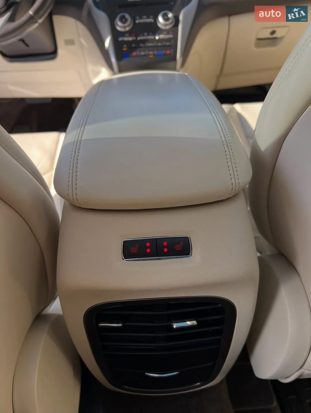 2016 Lincoln MKC - мініатюра 7