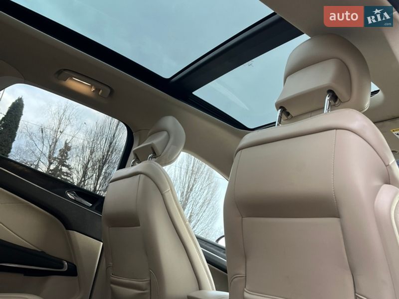 Внедорожник / Кроссовер Lincoln MKC 2019 в Тернополе