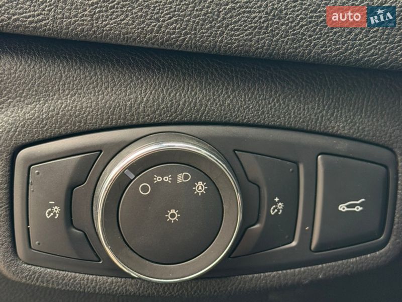 Позашляховик / Кросовер Lincoln MKC 2017 в Києві фото 17 Позашляховик / Кросовер Lincoln MKC 2017 в Києві