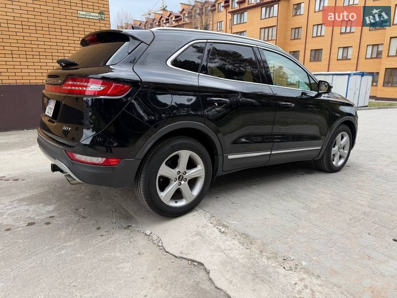 Внедорожник / Кроссовер Lincoln MKC 2016 в Нетешине