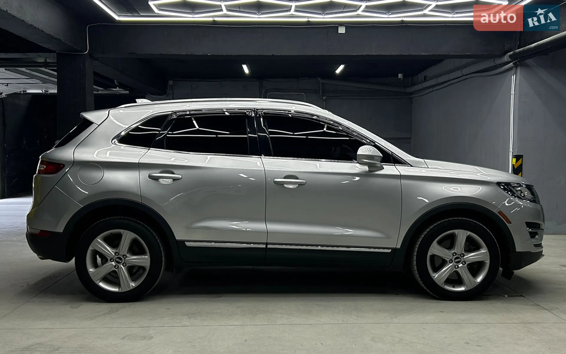 2018 Lincoln MKC - мініатюра 8