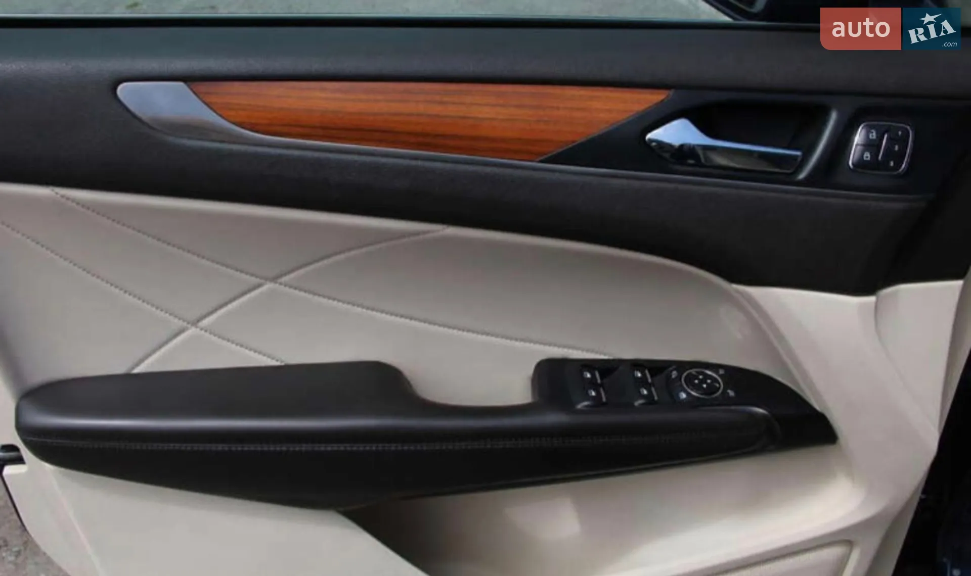 2015 Lincoln MKC - мініатюра 24