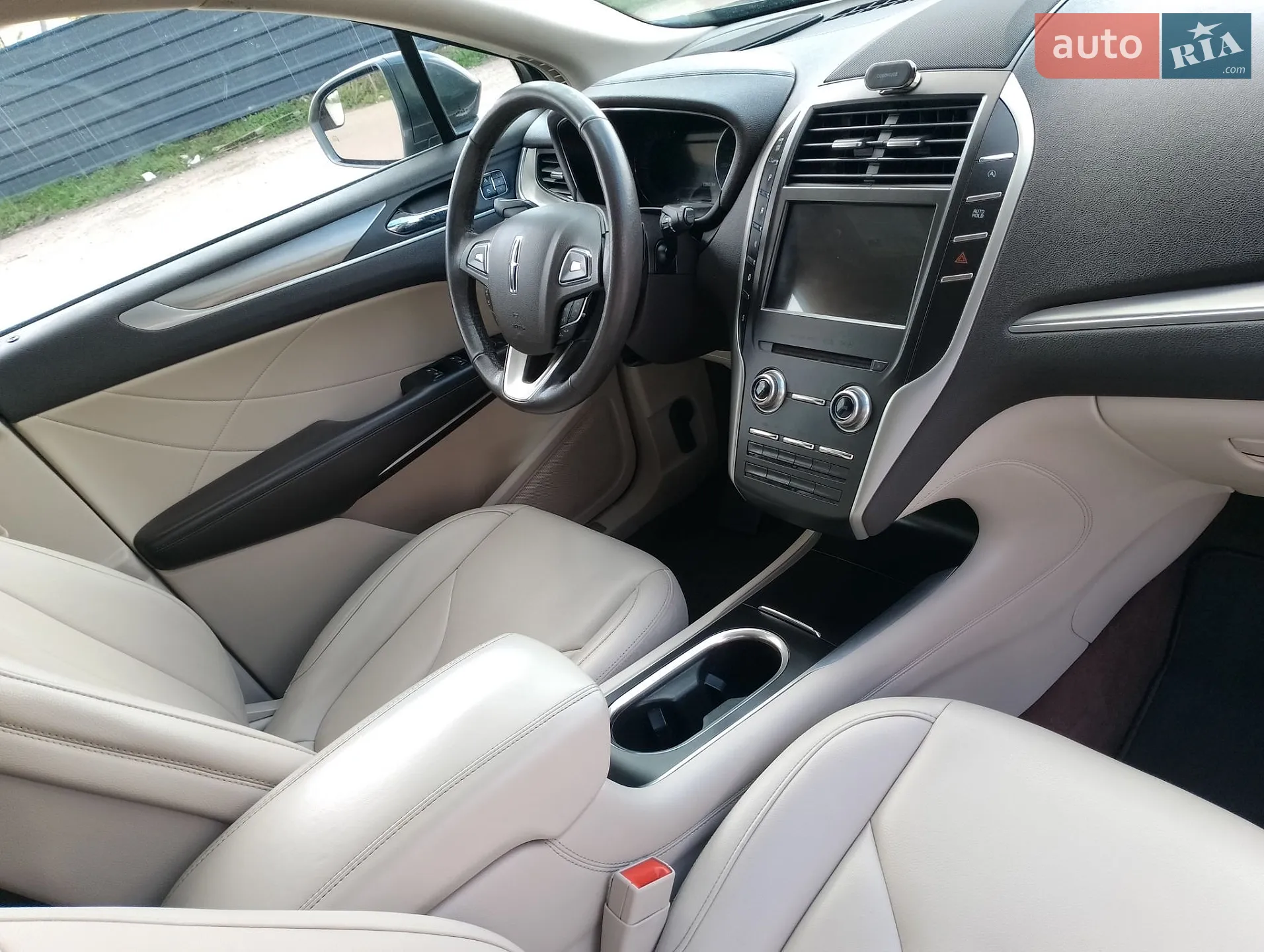 2019 Lincoln MKC - мініатюра 28