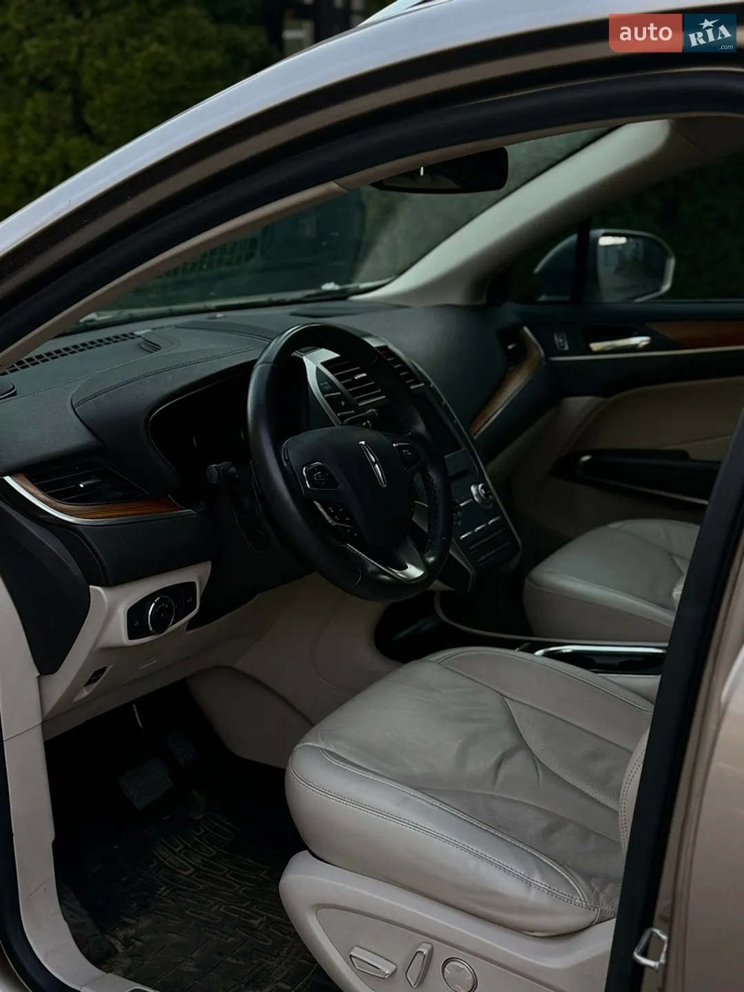 2019 Lincoln MKC - мініатюра 5
