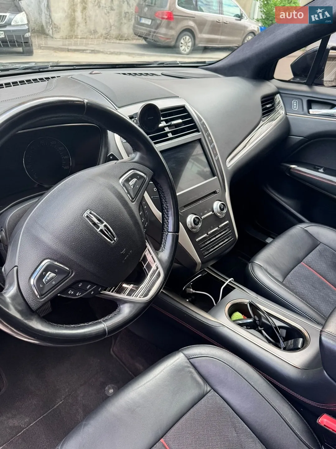 2018 Lincoln MKC - мініатюра 10
