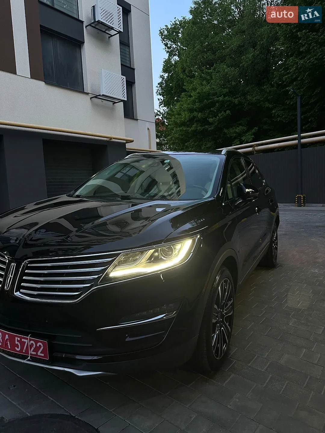 2016 Lincoln MKC - мініатюра 16