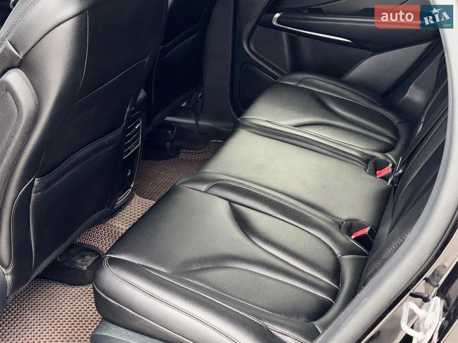 2019 Lincoln MKC - мініатюра 37