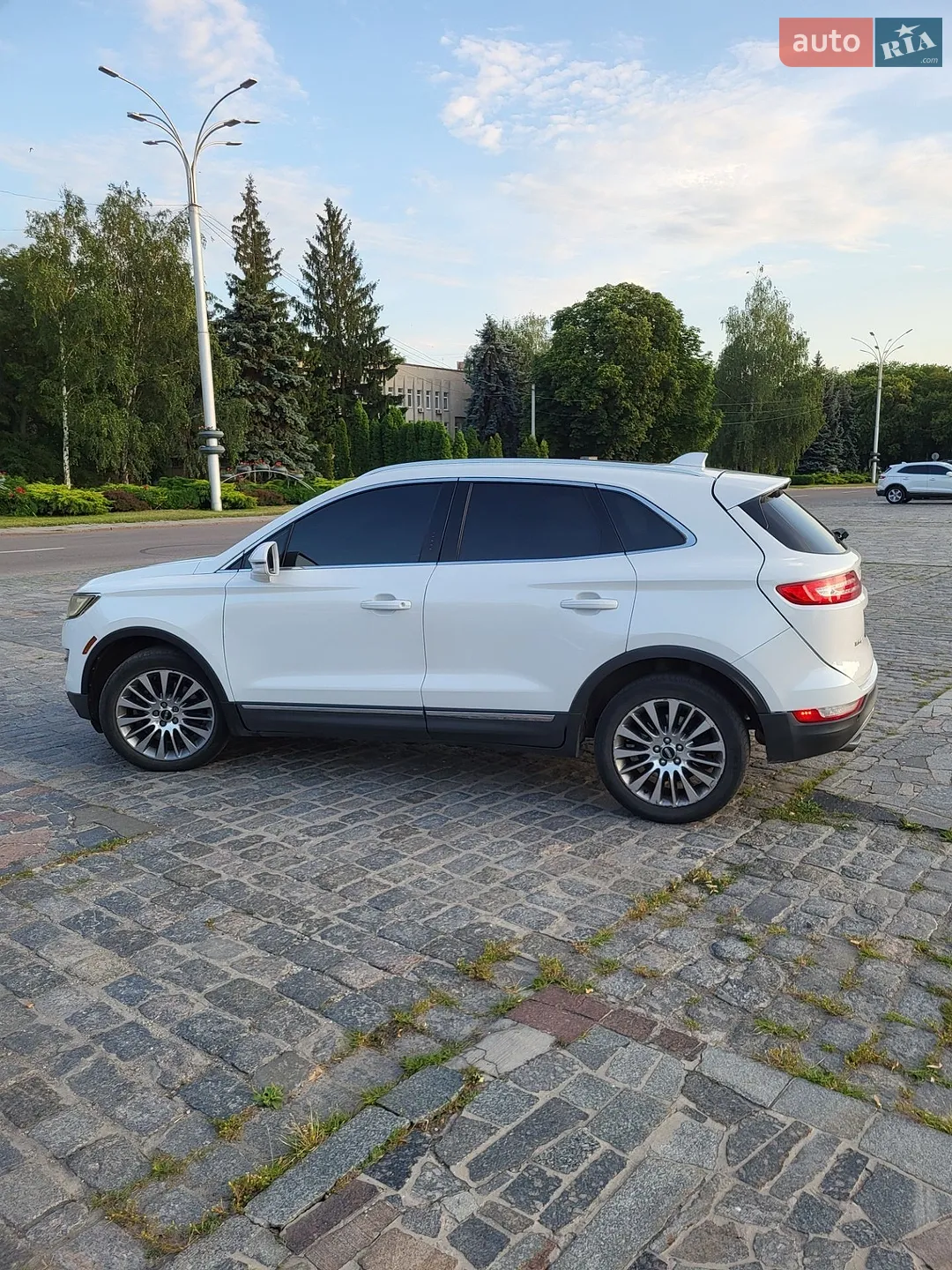 2016 Lincoln MKC - мініатюра 4