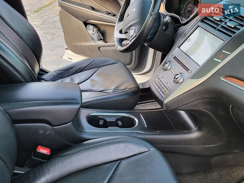 Lincoln MKC 2016 VIN 5LMCJ3D9XGUJ26656 фото оголошення 7 з 40