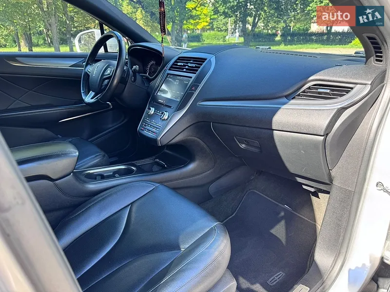 Lincoln MKC 2015 VIN 5LMCJ1C98GUJ20313 фото оголошення 40 з 88