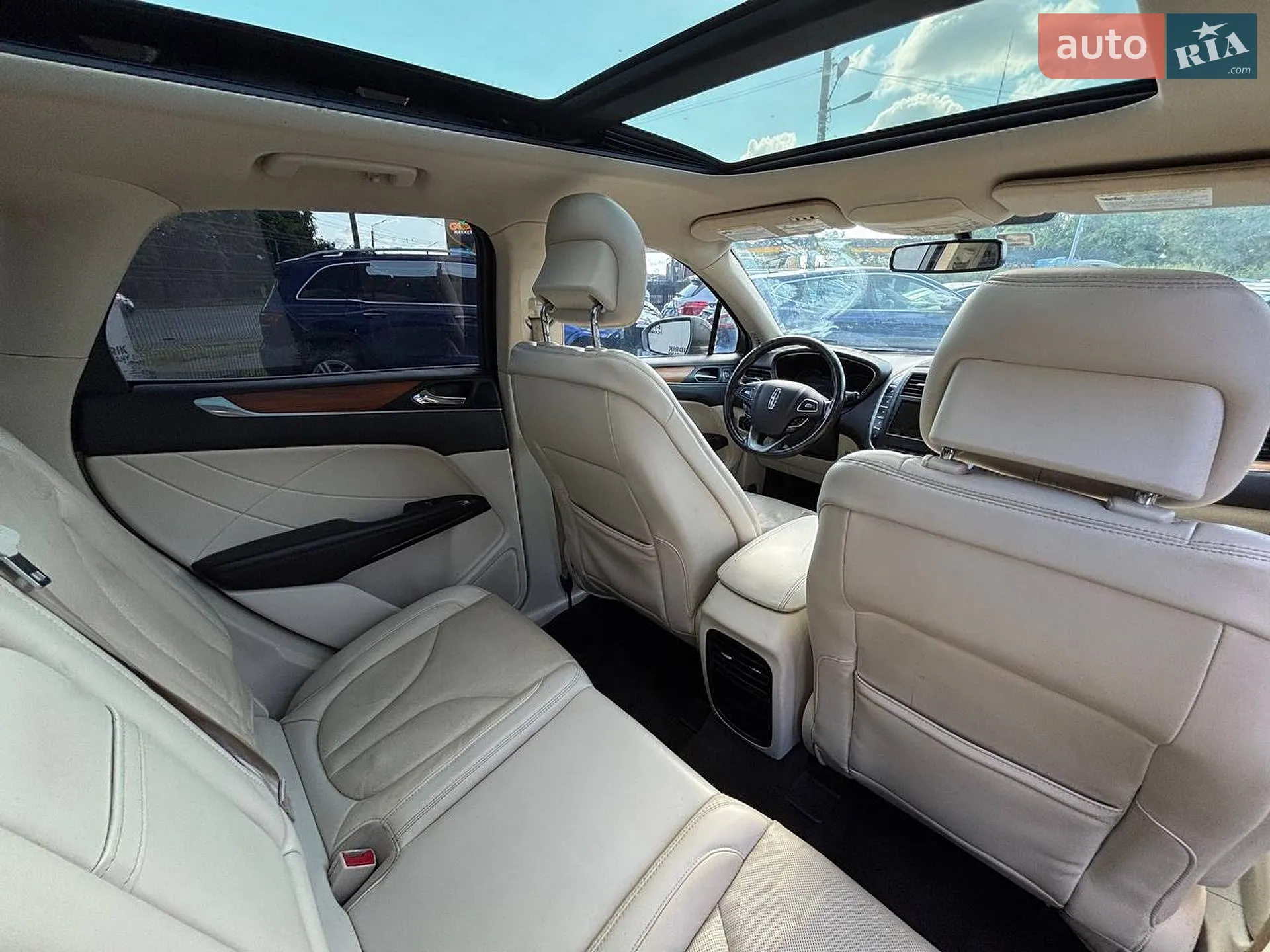 2016 Lincoln MKC - мініатюра 16