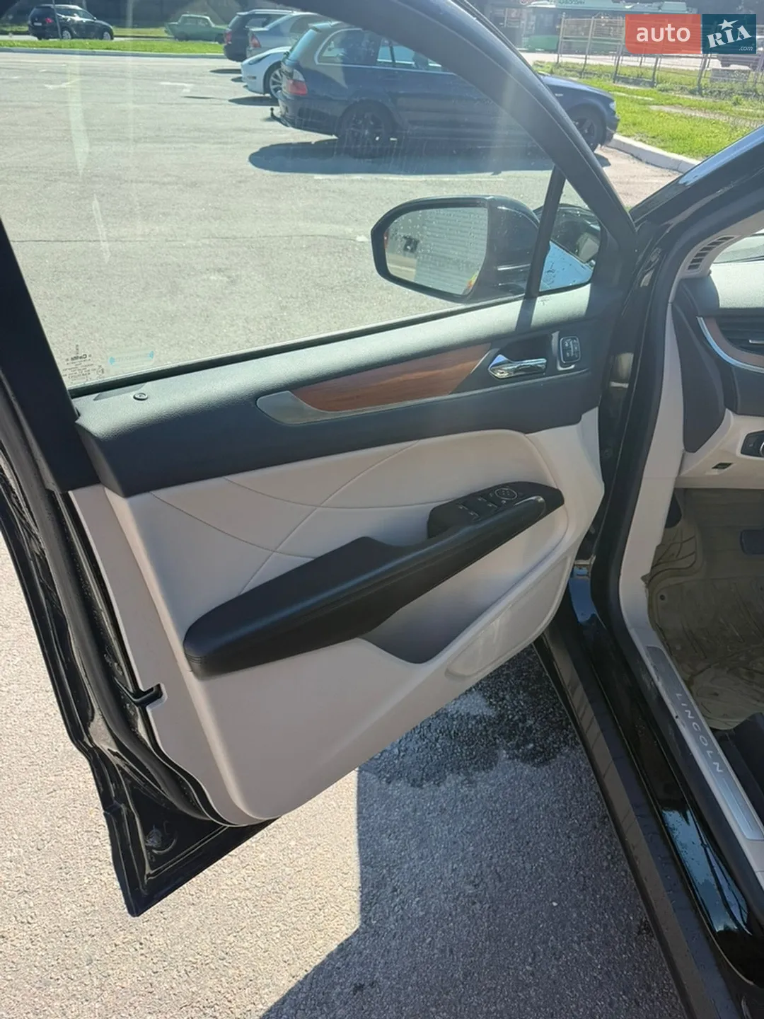 2018 Lincoln MKC - мініатюра 8
