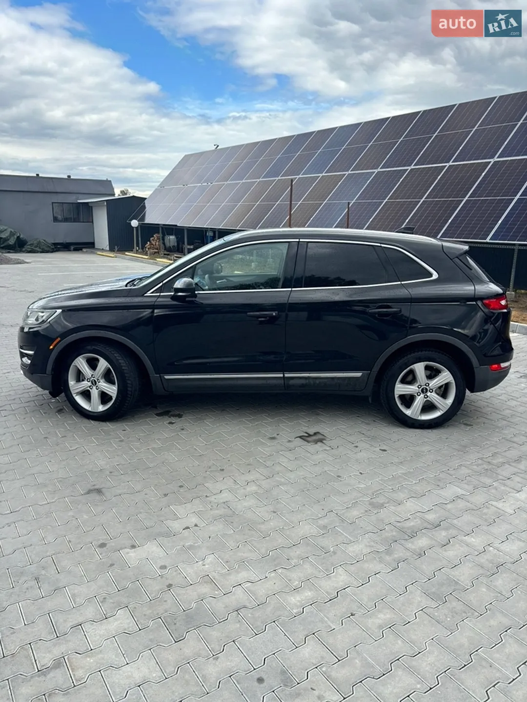 2016 Lincoln MKC - мініатюра 3