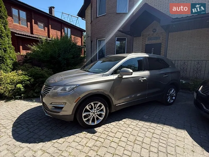 Lincoln MKC 2015
