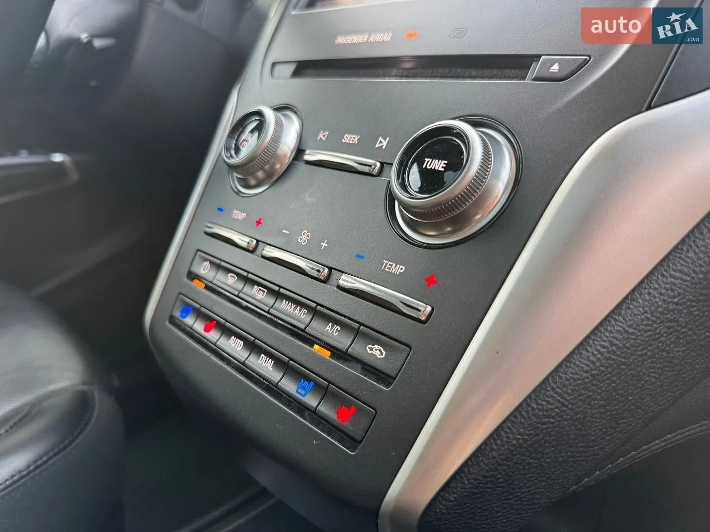 2014 Lincoln MKC - мініатюра 31
