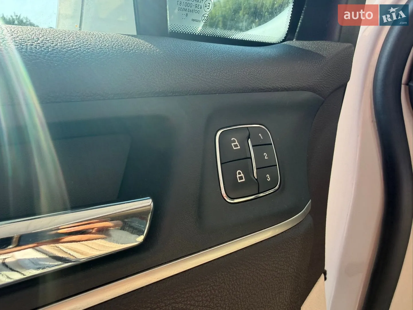2019 Lincoln MKC - мініатюра 18