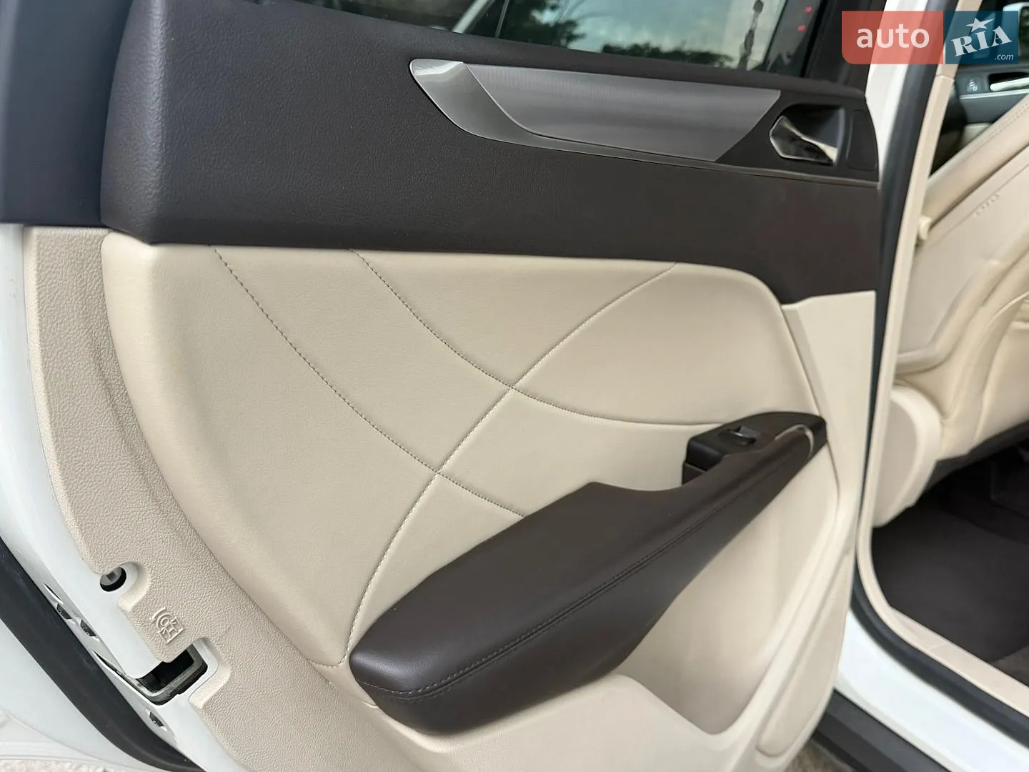 2019 Lincoln MKC - мініатюра 24