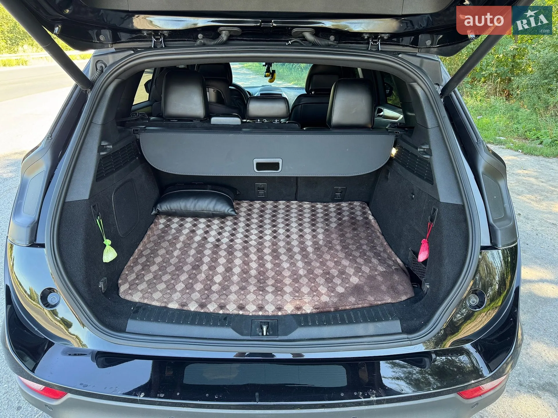2019 Lincoln MKC - мініатюра 16