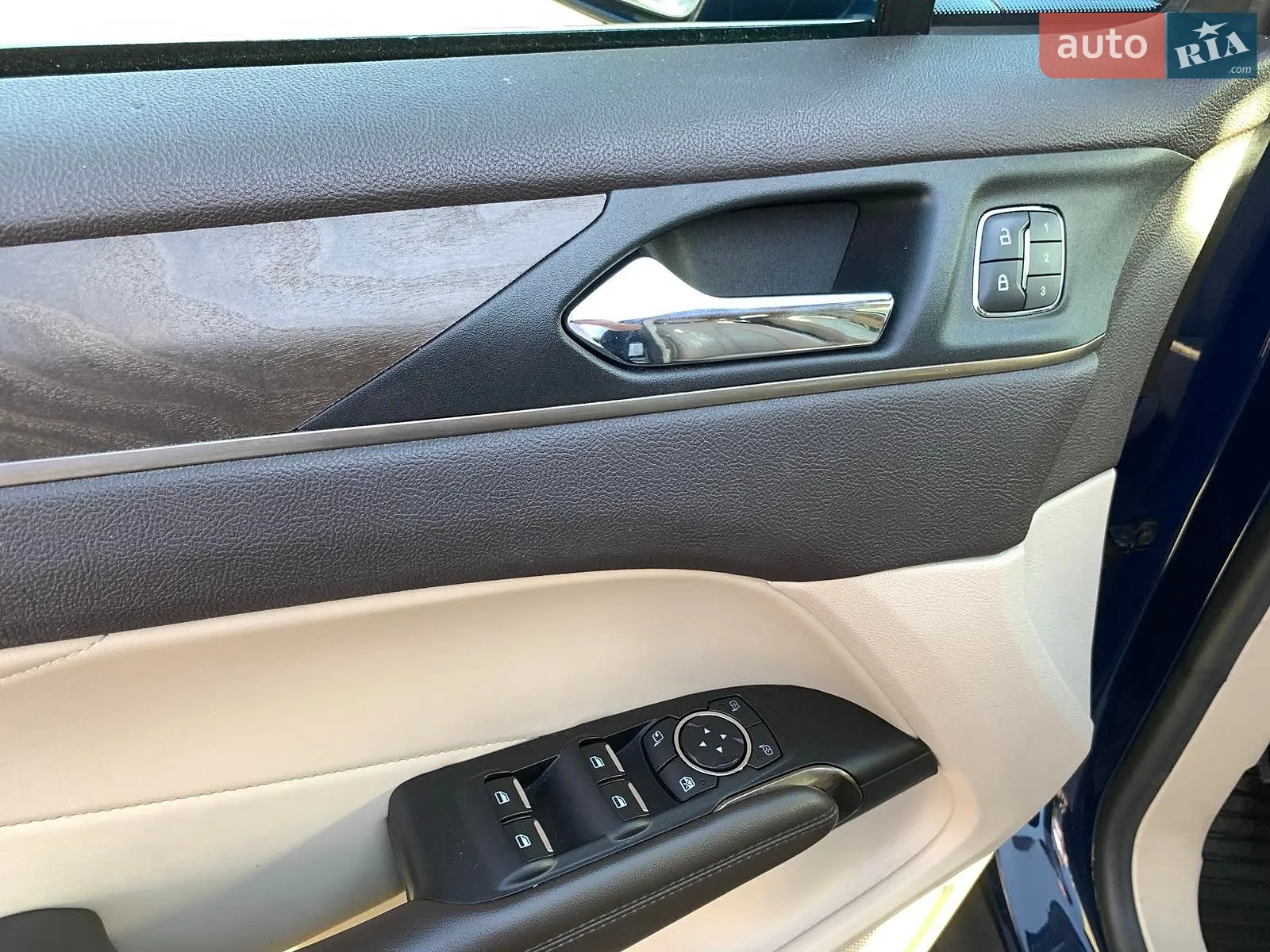 2018 Lincoln MKC - мініатюра 21