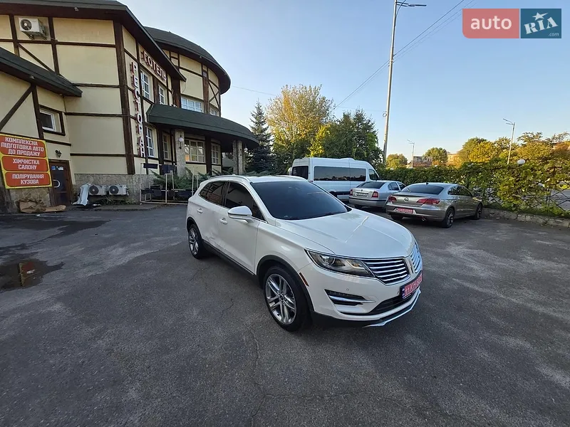 Lincoln MKC 2015