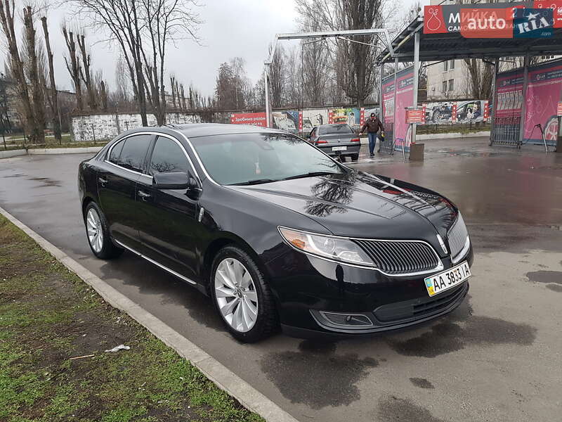 Lincoln MKS 2016