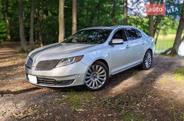 Седан Lincoln MKS 2013 в 
