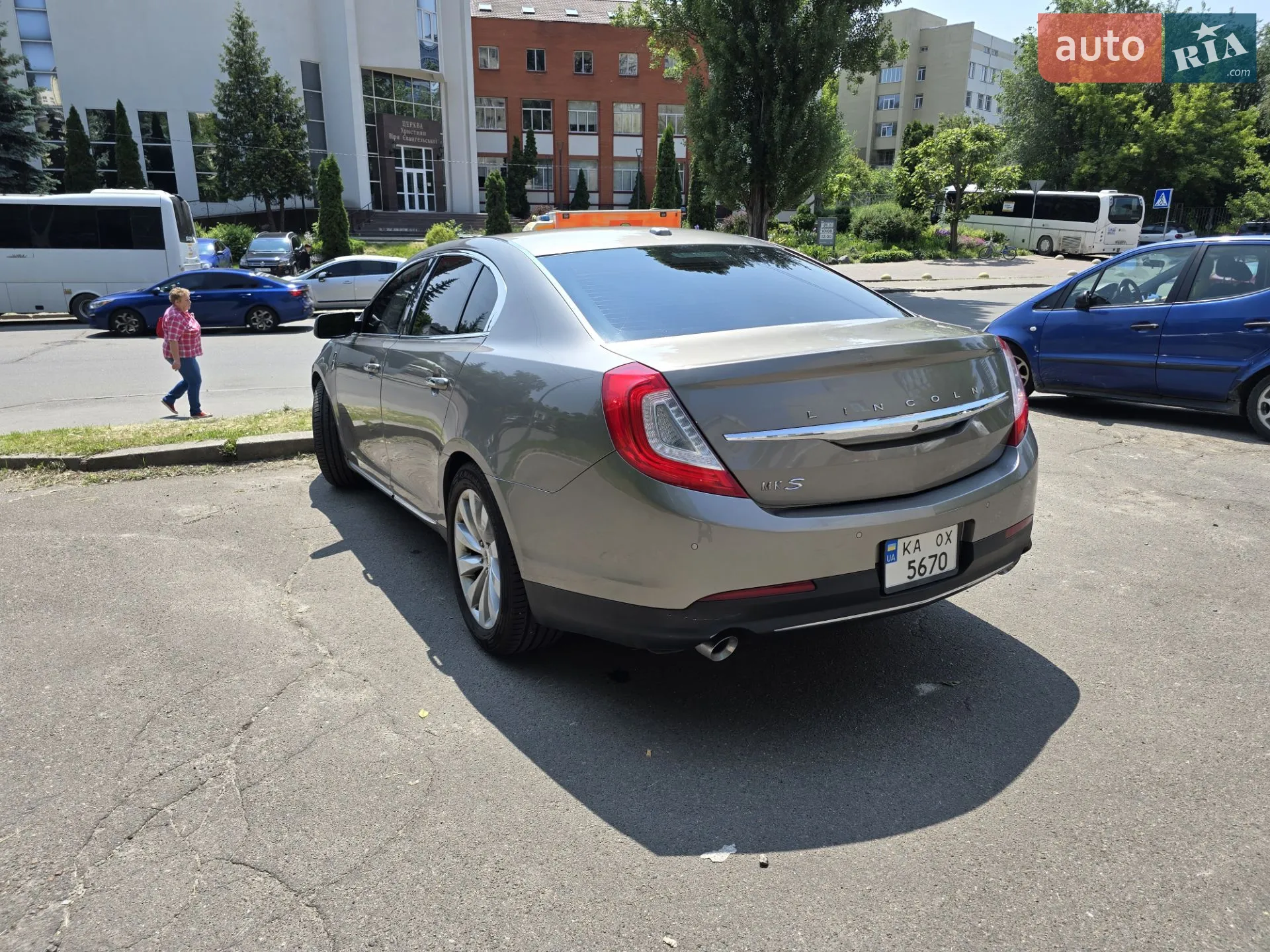 2015 Lincoln MKS - мініатюра 12