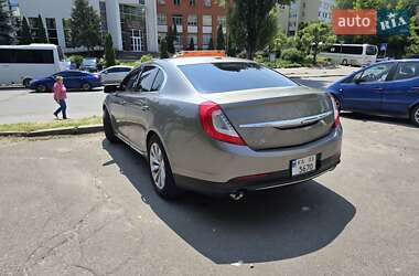 Седан Lincoln MKS 2015 в 