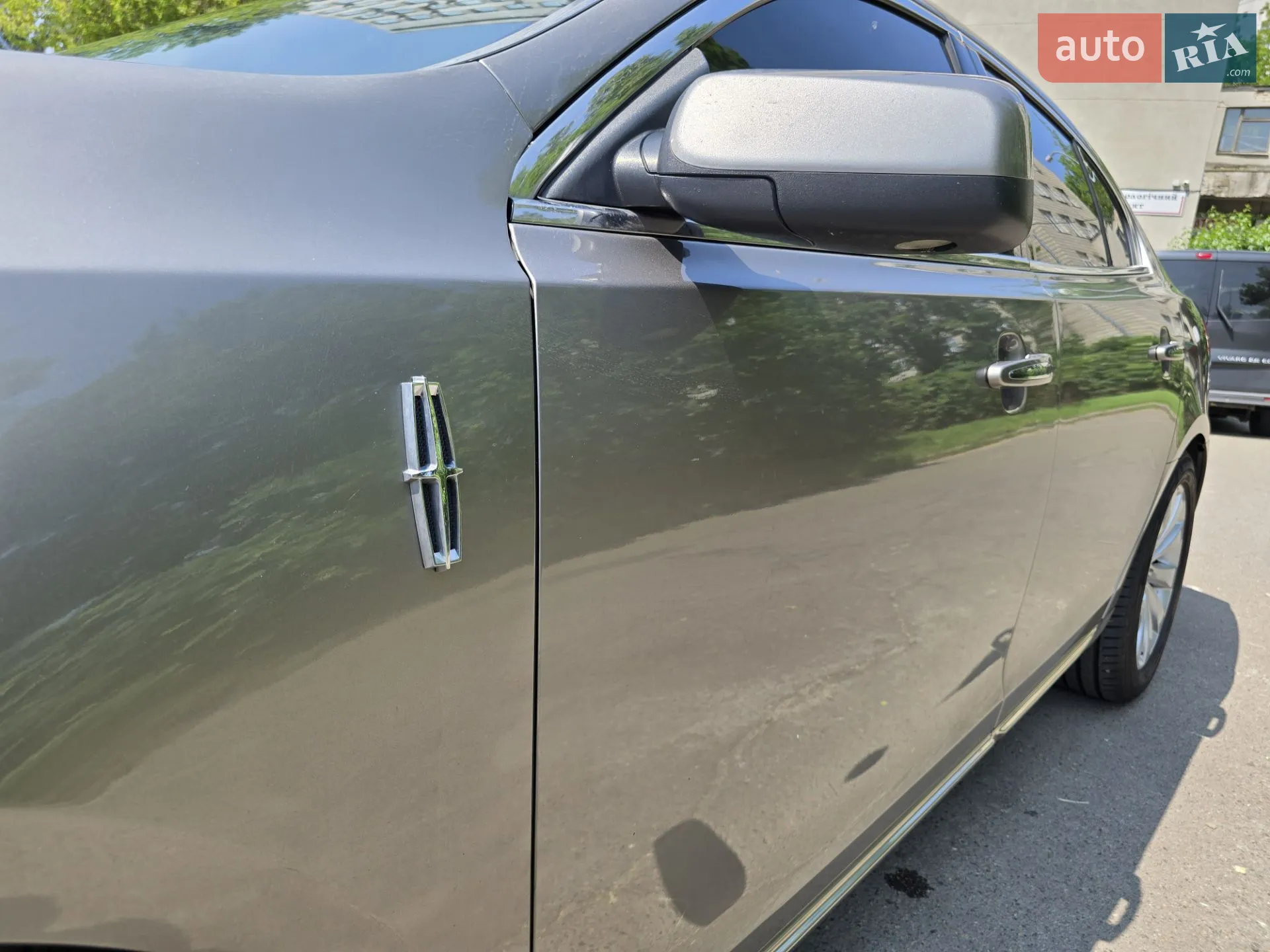 2015 Lincoln MKS - мініатюра 27