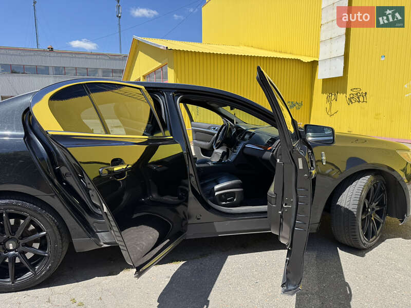 Седан Lincoln MKS 2015 в Кропивницком