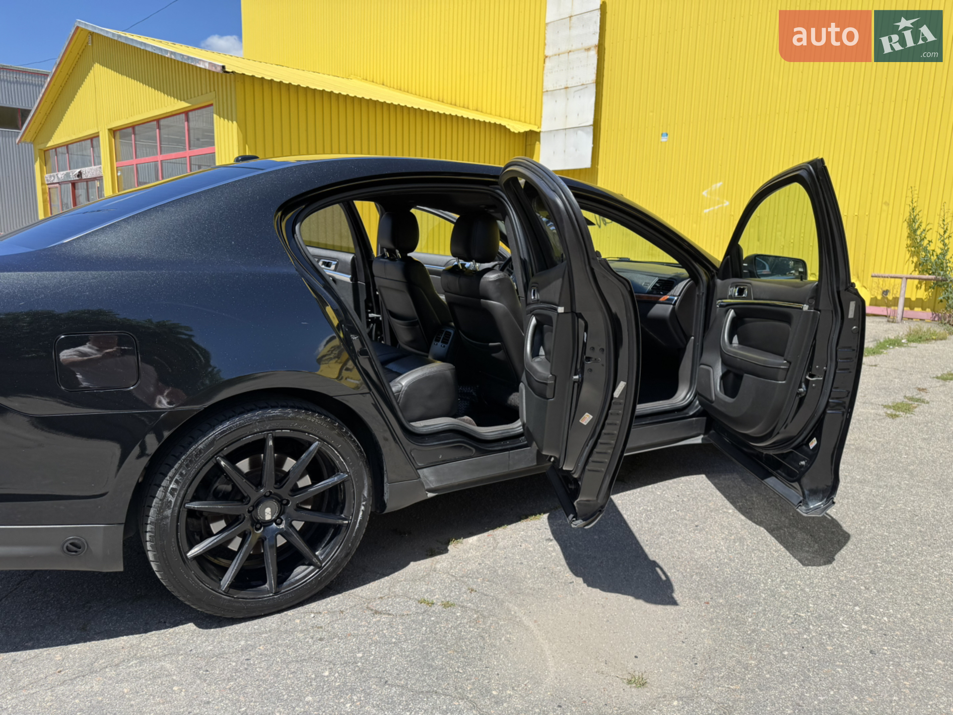 2015 Lincoln MKS - мініатюра 5