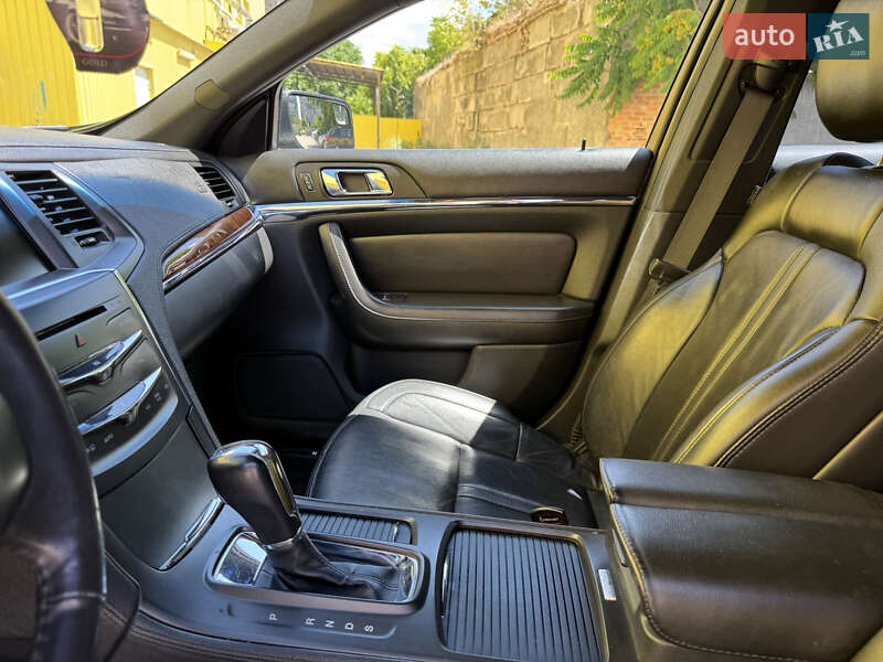 Седан Lincoln MKS 2015 в Кропивницком