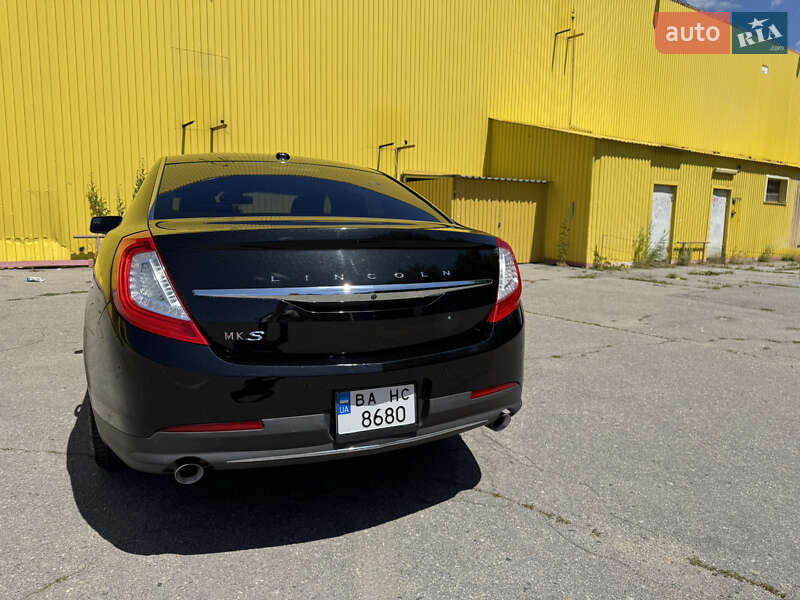 Седан Lincoln MKS 2015 в Кропивницком