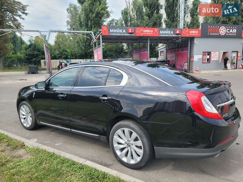 Седан Lincoln MKS 2016 в Києві