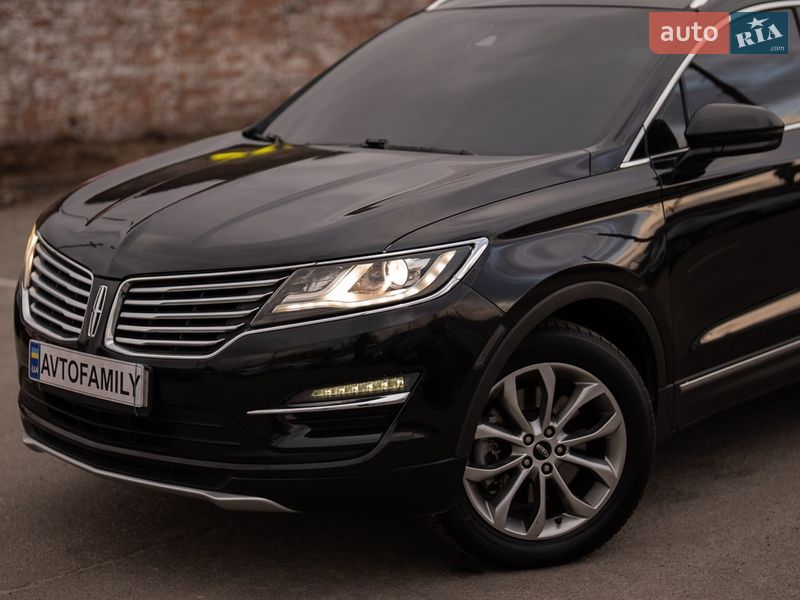 Седан Lincoln MKS 2014 в Дніпрі