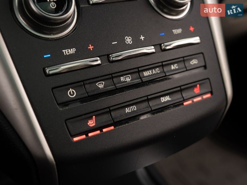 Седан Lincoln MKS 2014 в Дніпрі