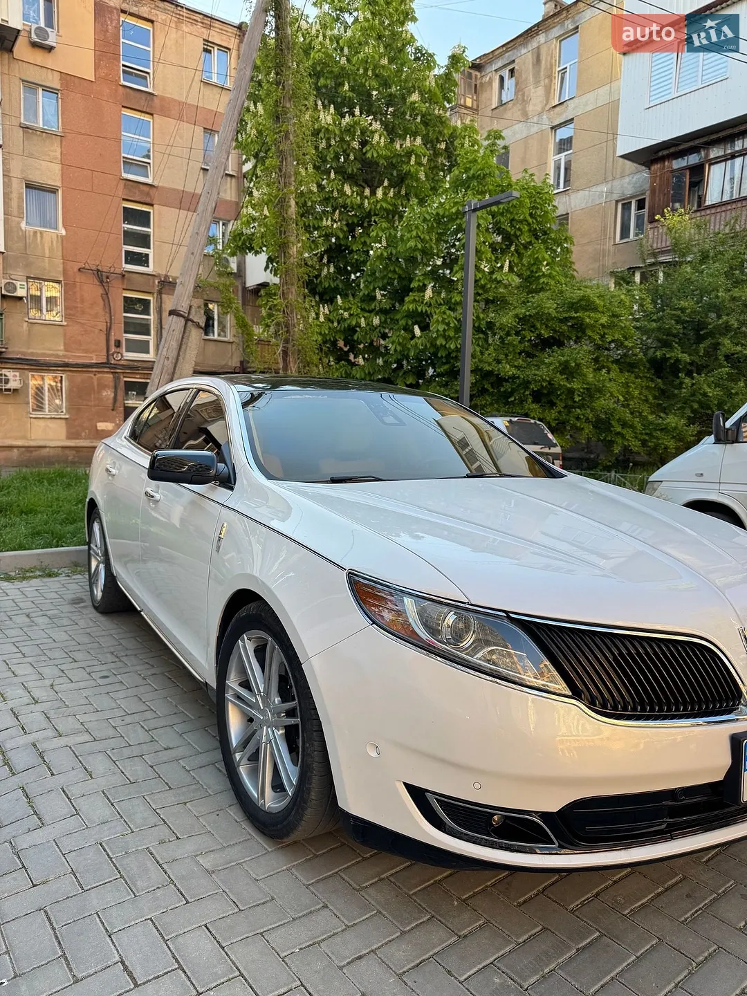 2014 Lincoln MKS - мініатюра 12