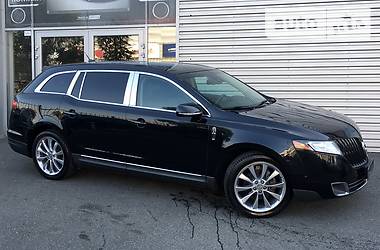 Минивэн Lincoln MKT 2010 в 