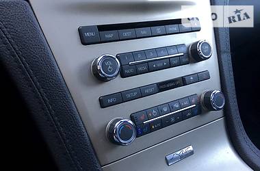 Минивэн Lincoln MKT 2010 в 