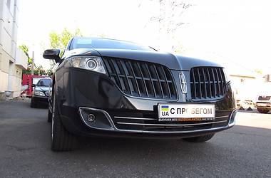 Внедорожник / Кроссовер Lincoln MKT 2010 в Киеве