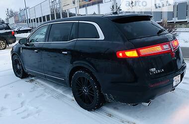 Внедорожник / Кроссовер Lincoln MKT 2016 в Львове