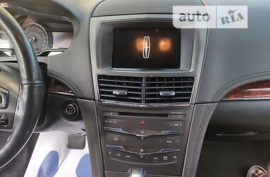 Минивэн Lincoln MKT 2016 в 